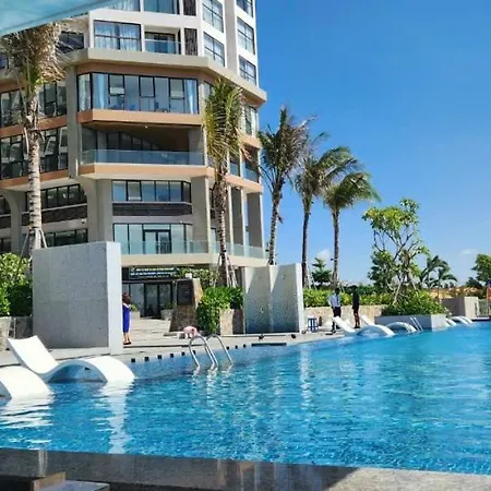 Mandala Oceanfront Driftwood Resort