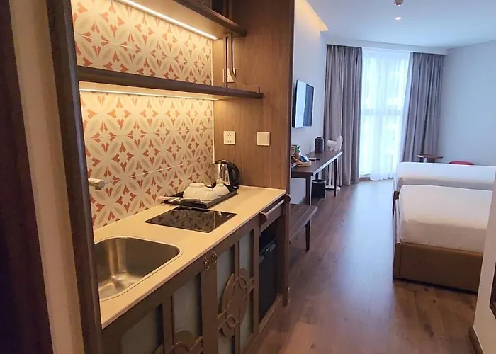 Mandala Oceanfront Driftwood Khách sạn