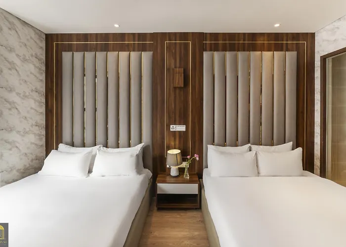Khách sạn Mandala Oceanfront Driftwood 5*