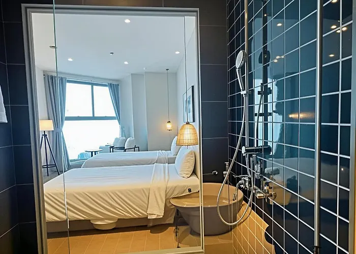 Mandala Oceanfront Driftwood Khách sạn 5*